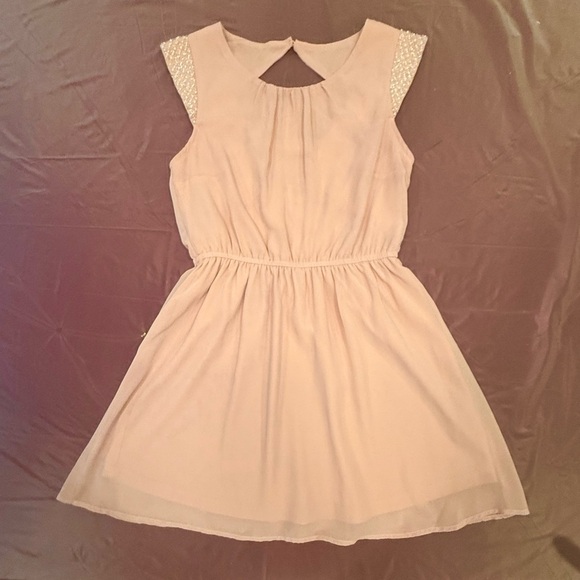Forever 21 Y2K Cream/Blush Pink Mini Dress w/ Cutout & Pearl Cap Sleeves Small - Picture 2 of 10